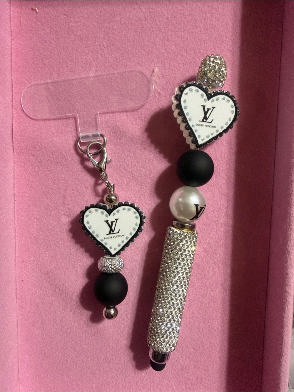 Silver rhinestone 2-in-1 stylus/pen with matching phone charm.